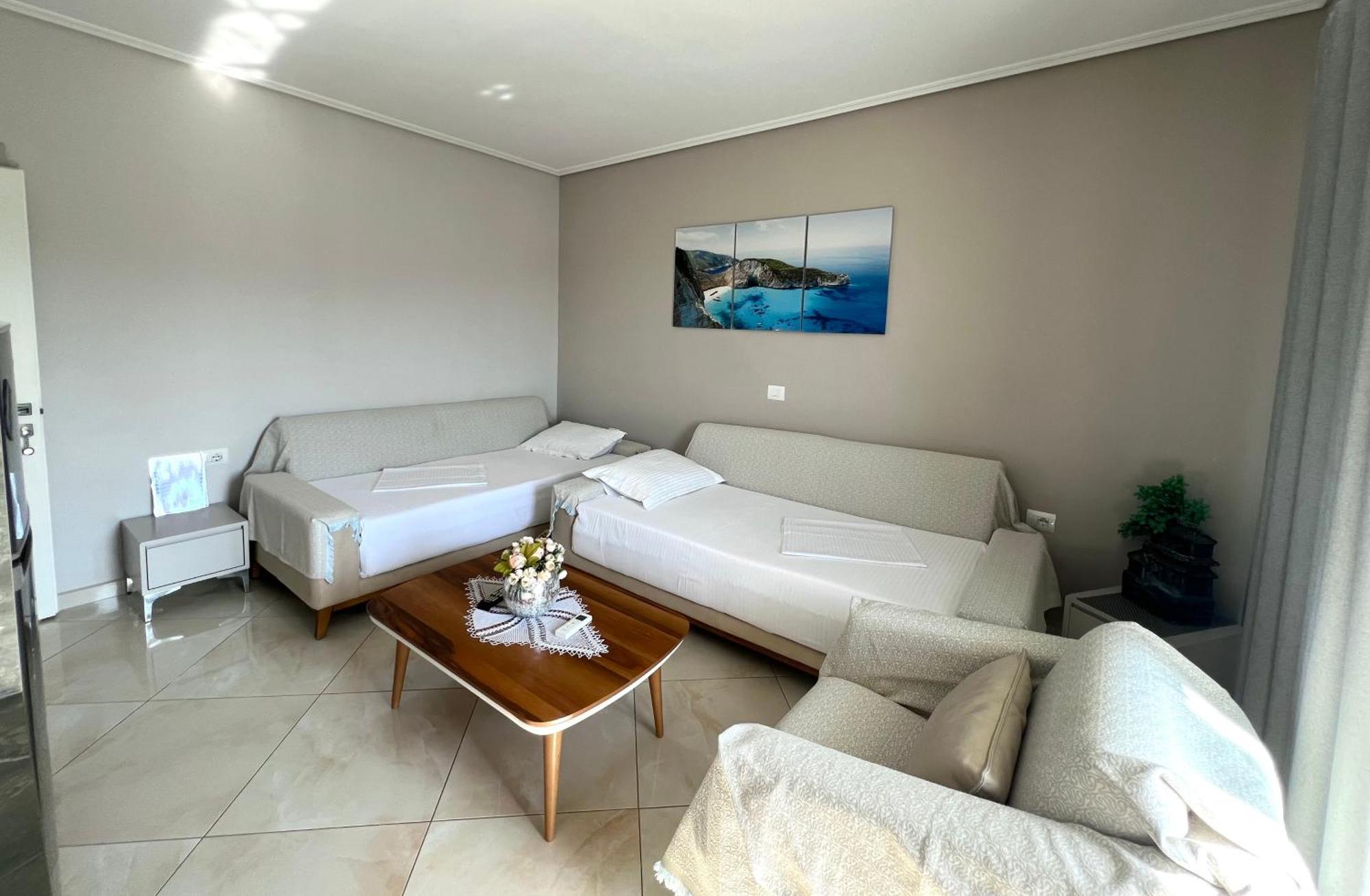 Prestige Home Ksamil Exteriör bild