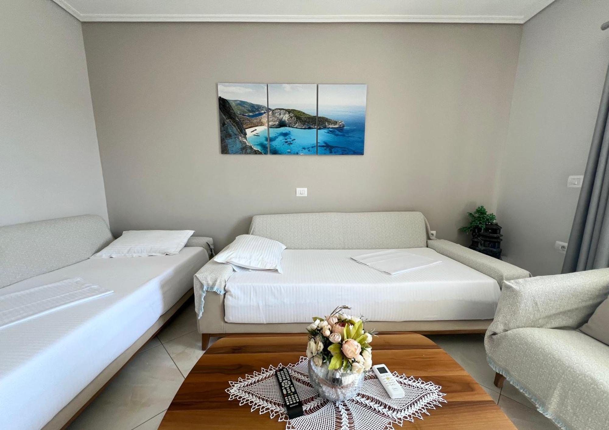 Prestige Home Ksamil Exteriör bild