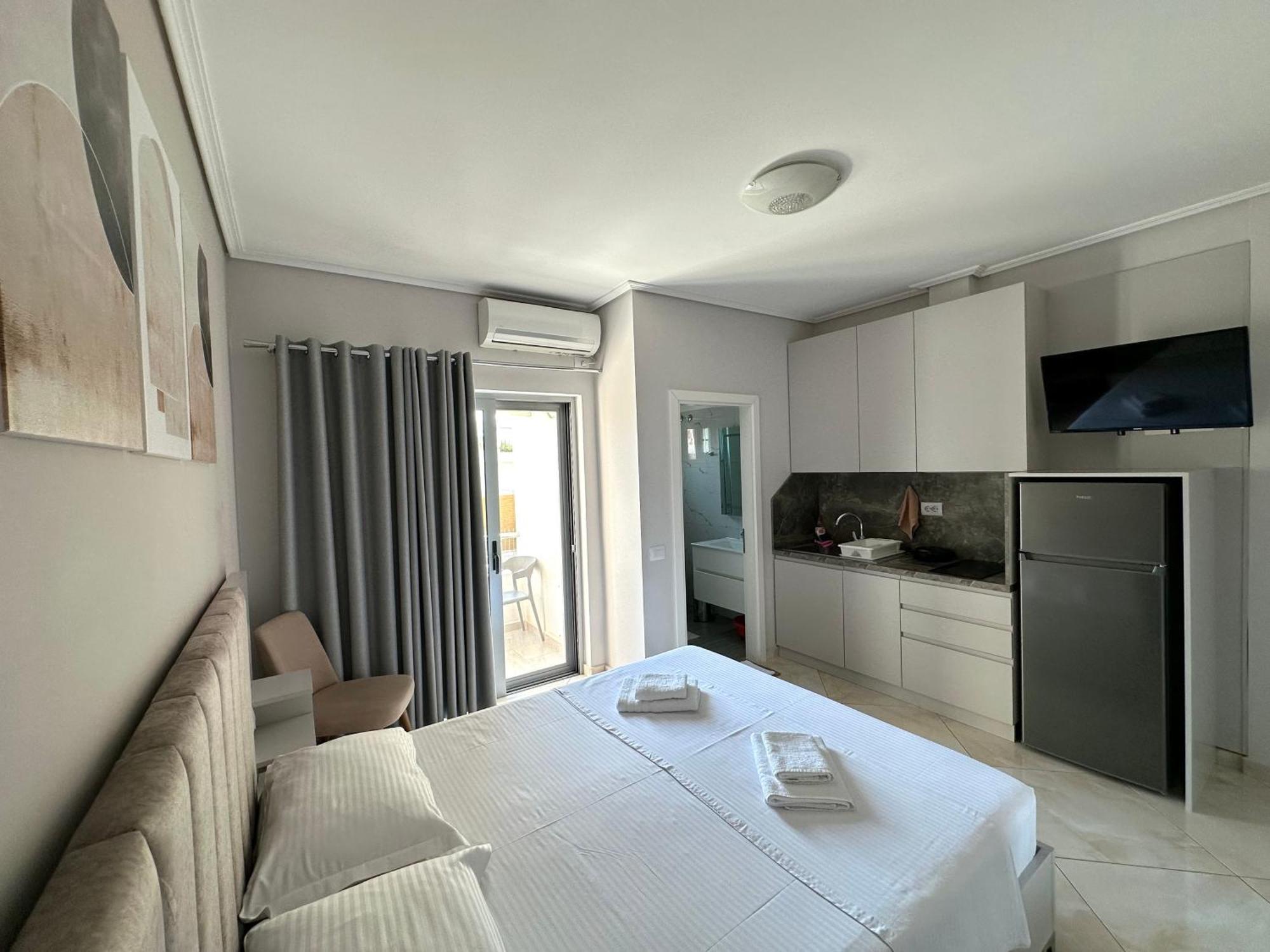 Prestige Home Ksamil Exteriör bild